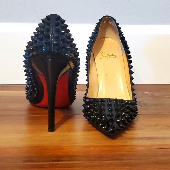 louboutin spike heels black